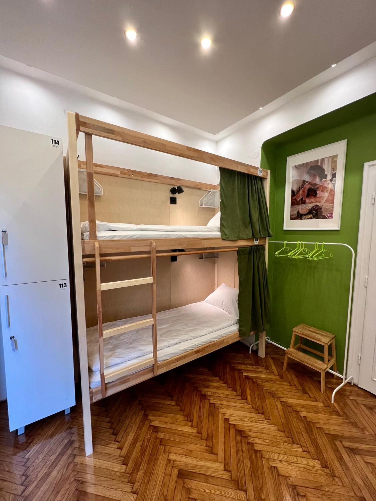 Cabbage Hostel Beograd Ngoại thất bức ảnh