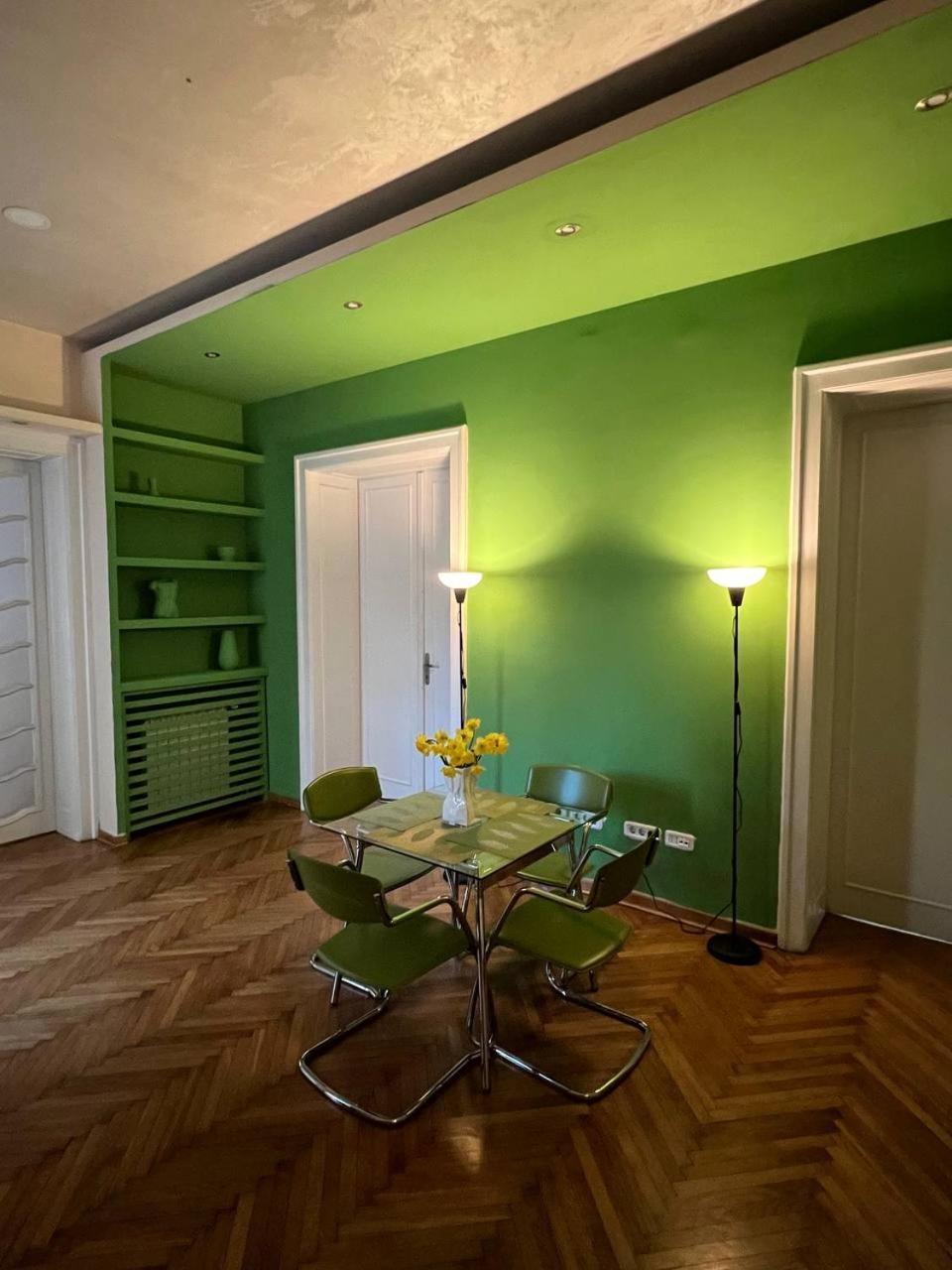 Cabbage Hostel Beograd Ngoại thất bức ảnh