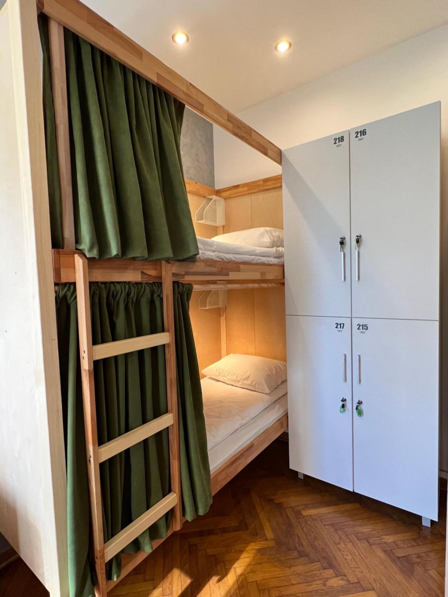 Cabbage Hostel Beograd Ngoại thất bức ảnh